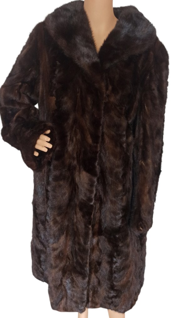 Artisan Furrier - 皮毛大衣 - 复古 #1.0