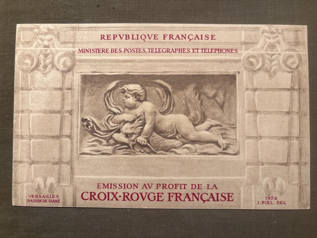 France 1952 - Red Cross carnet, 1952, no 2001 YT, valued at €550, perfect complete specimen #1.0