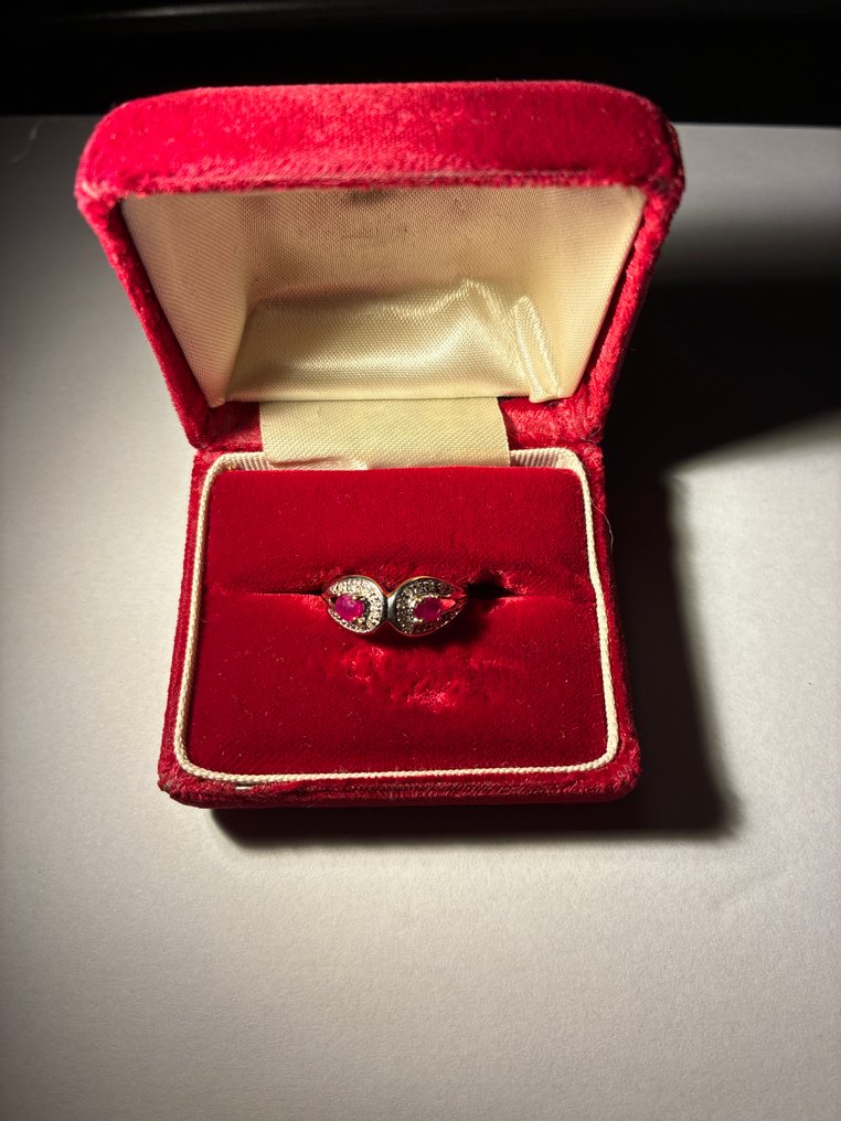 Ring - 9 kt. Rose gold -  0.55ct. tw. Ruby - Diamond - Cat Eyes Ring #1.0