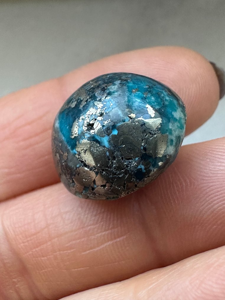 Türkiz Valódi drágakő! Top színű Neishabour türkiz 37,80 Ct. Nagy, csodálatos darab. Drágakő minőség! - Magasság: 18 mm - Szélesség: 18 mm- 7.56 g #1.0