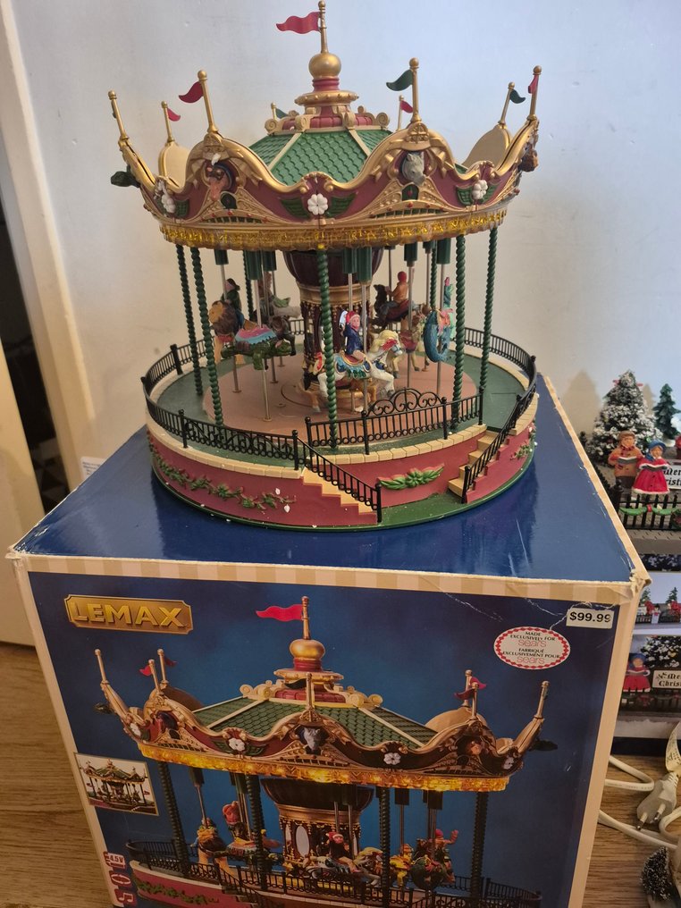 lemax carrousel , tuin en huizen - Christmas decoration Lemax (4) - Ceramic #2.1