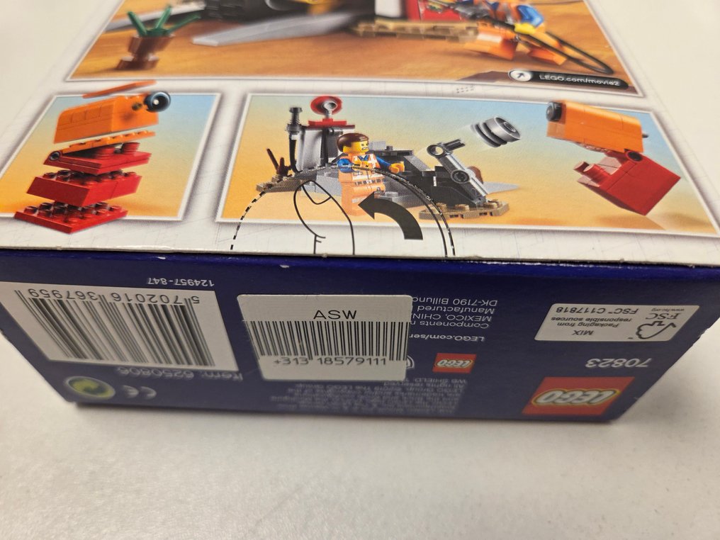 LEGO Set - The Lego Movie - De Allerliefste Vrienden van Unikitty 70822+ Ontsnappings Glider 70800+ Emmets Driewieler 70823 #4.3