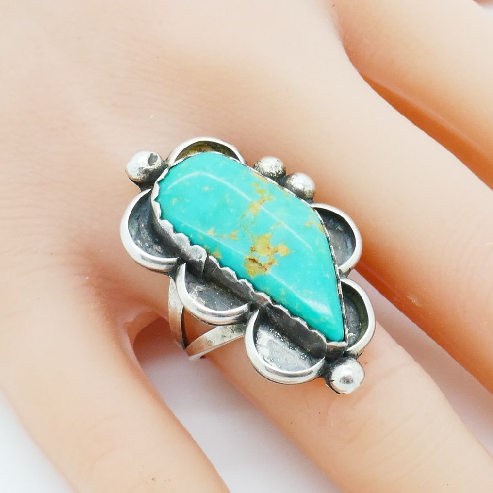 Rosella Paxson-Sandoval - Ring - size 57 / 18.25mm - Apache - U.S. (No reserve price) #2.1