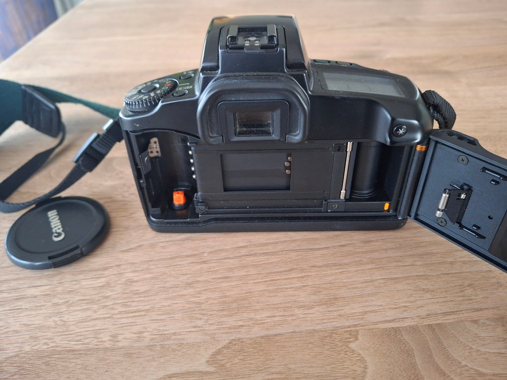 Canon EOS 100 + EF 35-80mm | Egylencsés reflex fényképezőgép (SLR) #4.3