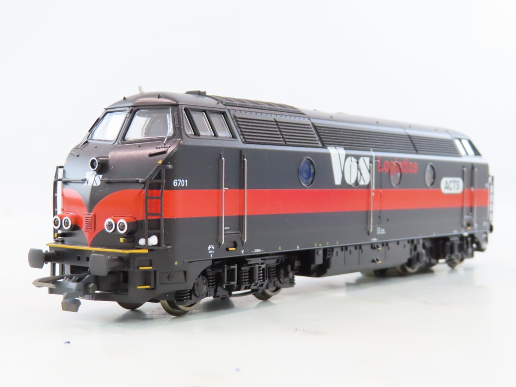 Roco H0 - 68770 - Diesel locomotive (1) - Series 6700 'Vos Logistics' in black color with an orange band. - ACTS #1.0