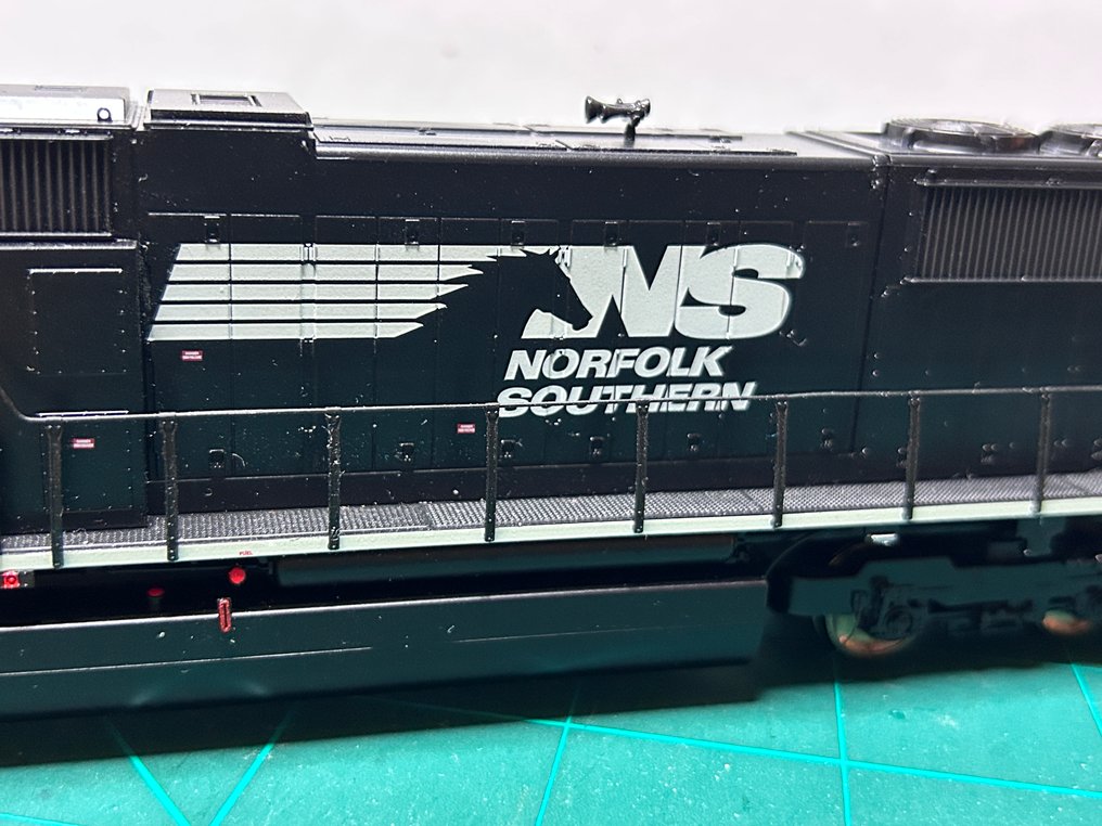 Athearn Genesis H0轨 - ATHG70647 - 柴油电力机车 (1) - EMD SD75M - NS #3.2