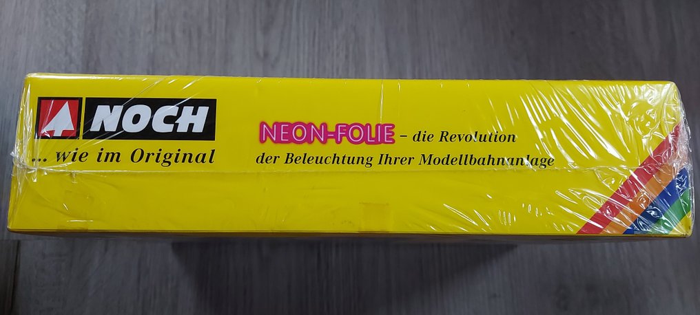 Noch H0 - 51501 - Kituri de construit machete tren (1) - Transformator de tensiune pentru funcționarea foliilor de neon, sigilat original în folie. #3.2