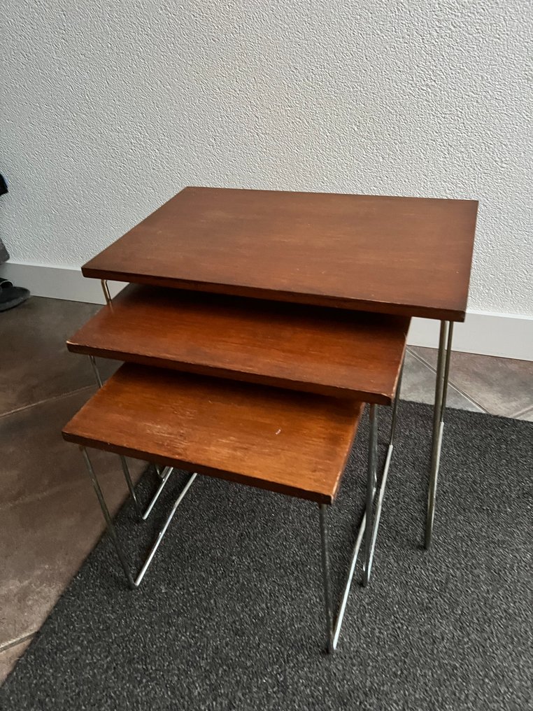 Brabantia - Nesting tables (3) - Mini set of Brabantia vintage side tables. - veneer wood metal - mahogany color veneer #2.1