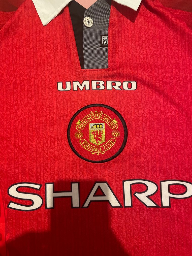 Manchester United - 英格蘭足球聯賽 - 1996 - 足球衫 #1.0