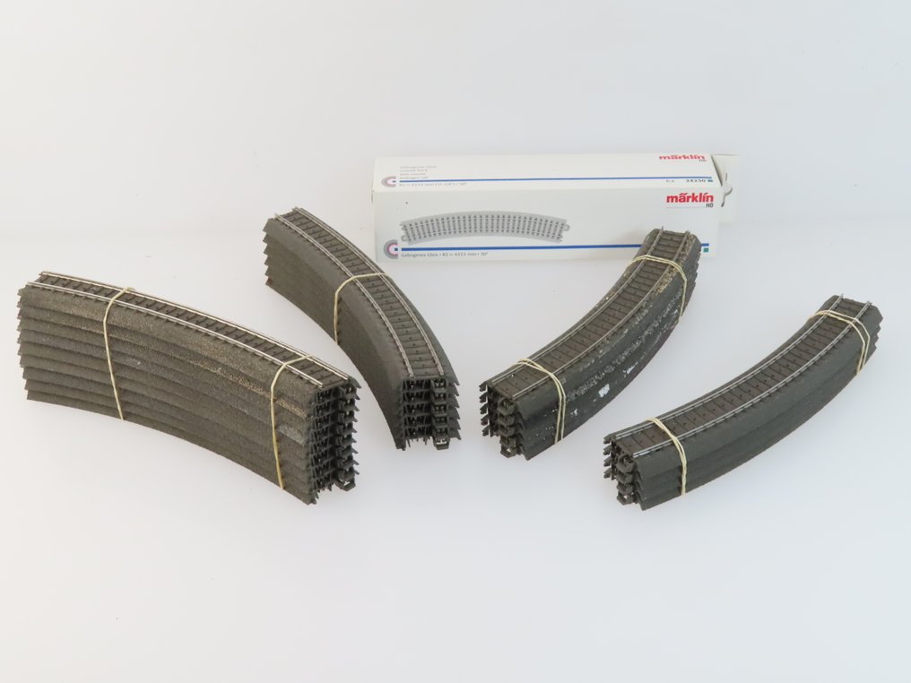 Märklin H0轨 - 24230 - 模型火车车轨 (24) - 24件套轨钩配弯曲轨件,C-rail #1.0