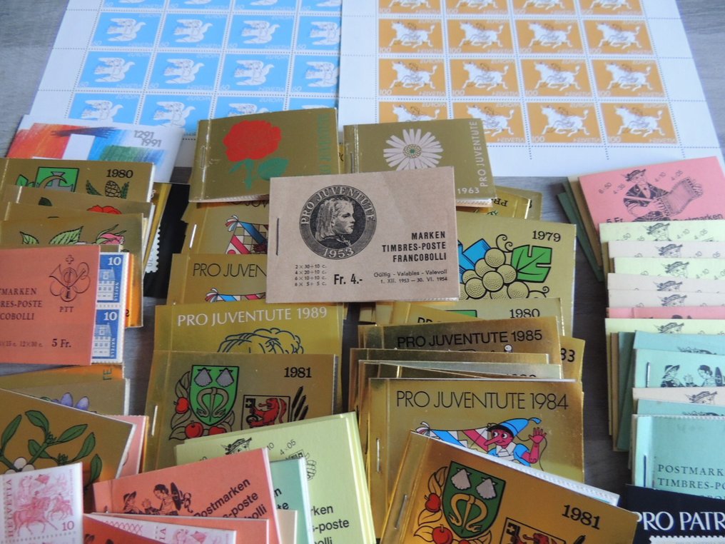 Switzerland - Selection / Lot of various notebooks including pro-juvente 1953. #1.0