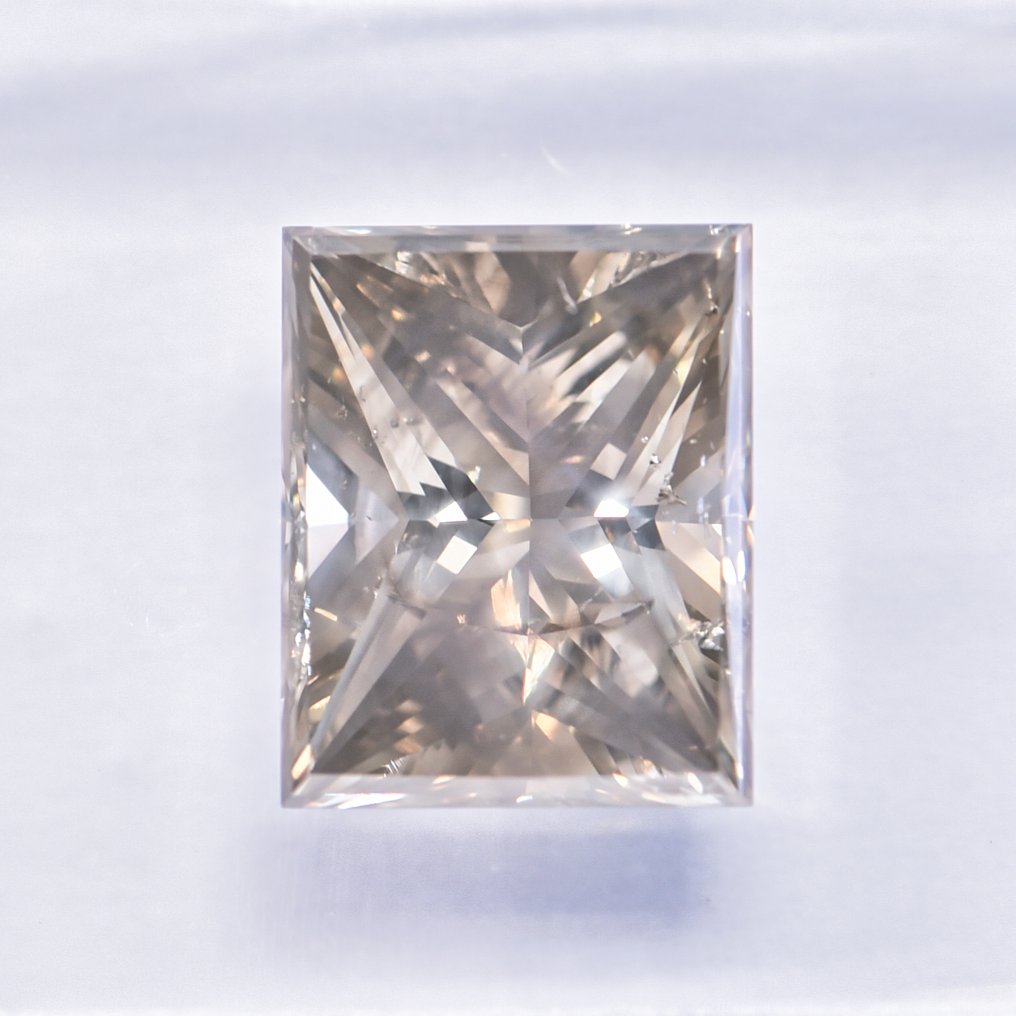 没有保留价 - 1 pcs 钻石  (天然色彩的)  - 2.64 ct - 矩形 - Fancy 稍帶棕色的, 稍帶灰色的 黄色 - SI2 微内含二级 - 国际宝石研究院（IGI） - VG VG #4.3