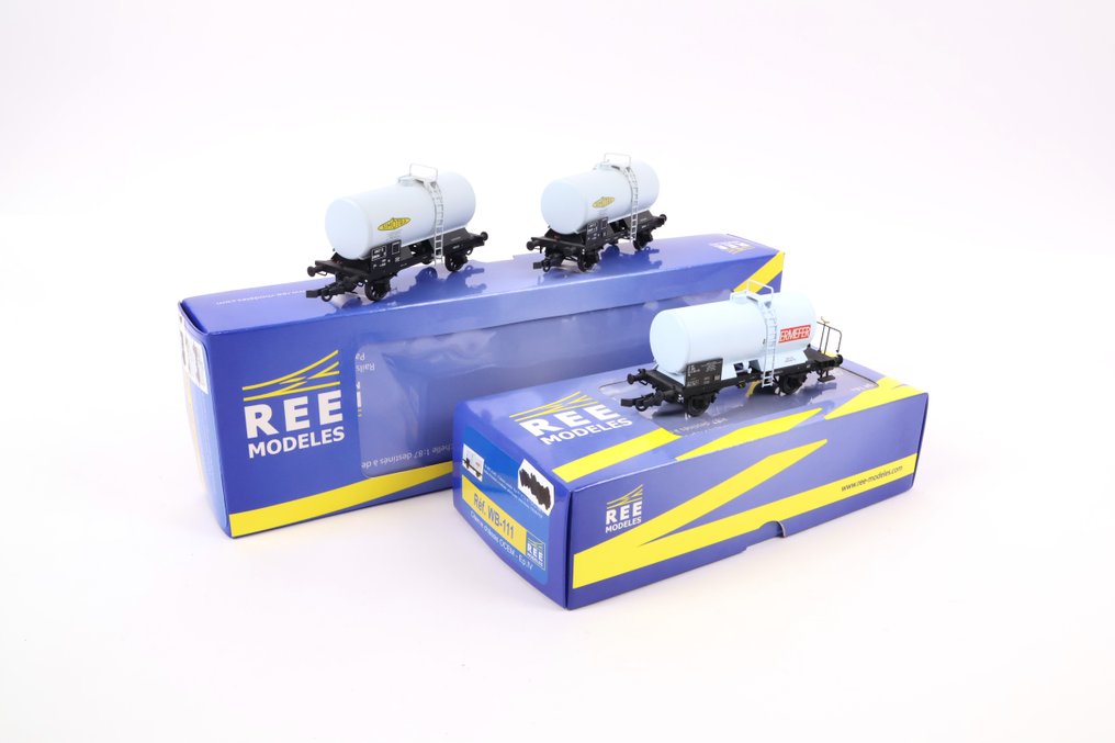 REE Modeles H0 - WB-043/WB-111 - Godsvagn för modelltåg (2) - Tre tankvagnar 'Simotra' och 'Ermefer' - SNCF #1.0