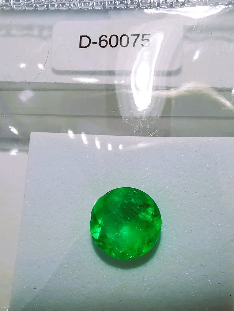 1 pcs Verde Smarald - 2.92 ct - IGE (Institutul gemologic din Spania) #1.0