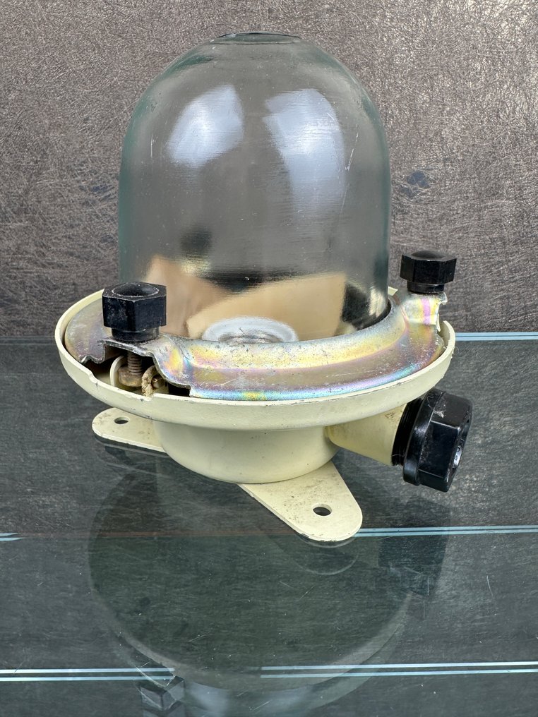 Soviet Maritime Masthead (Klutik) Navigation Light – USSR, second-half 20th Century - Lamp - Metal/Glass #2.1