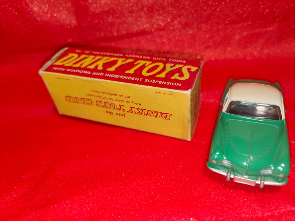 Dinky Toys 1:43 - Modellauto - Dinky Toys 187 Volkswagen Karmann Ghia Coupe - Verpackt #2.1