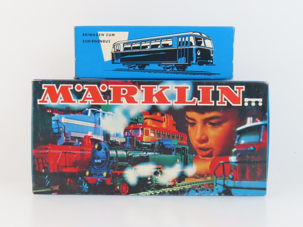 Märklin H0 - 3016/4018 - Ferrobús a escala (2) - Railbus BR 795 con 1 vagón adicional BR 995 - DB #1.0