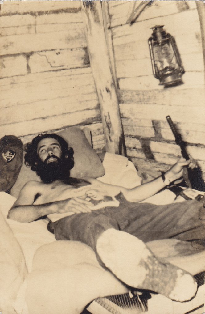 Studio Naranjo - (2x) Camilo Cienfuegos #1.0