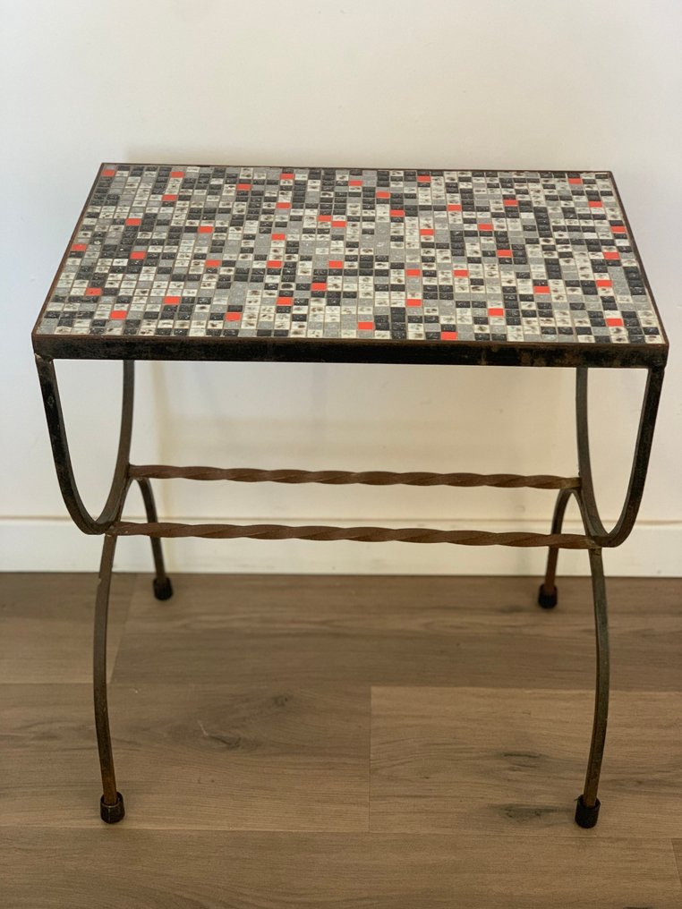 Βοηθητικό τραπεζάκι - Σφυρήλατος σίδηρος, Κεραμικό - Βιντεντζ κεραμικά πλακίδια. #2.1