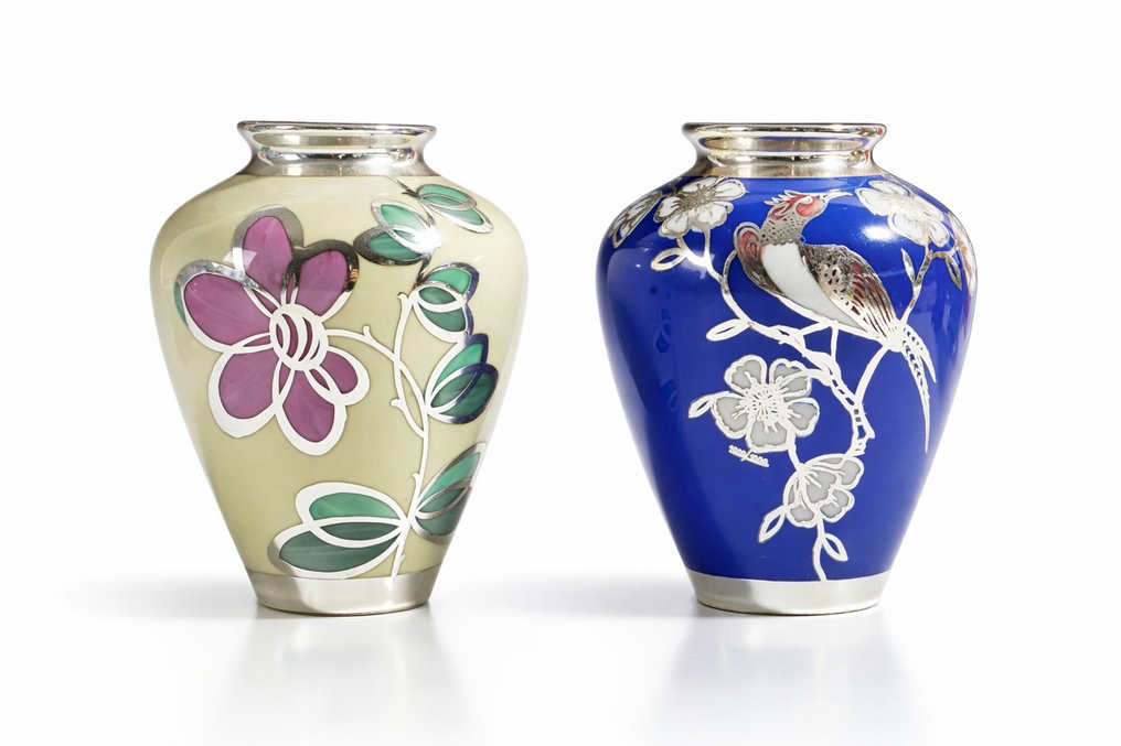 Veyhl Silberporzellan - Βάζο (2) -  Πολύχρωμα πορσελάνινα βάζα με διακόσμηση από ασήμι, διακοσμητικά μοτίβα με λουλούδια και πουλιά.  - Πορσελάνη #2.1