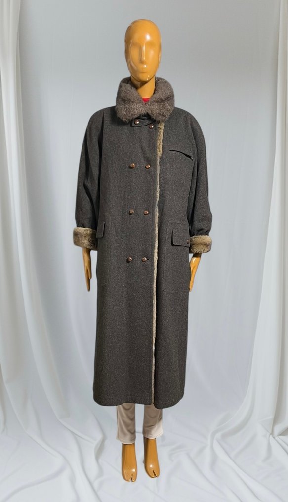 Jobis Virgin Wool and Natural Hamster Fur  - Coat #2.1