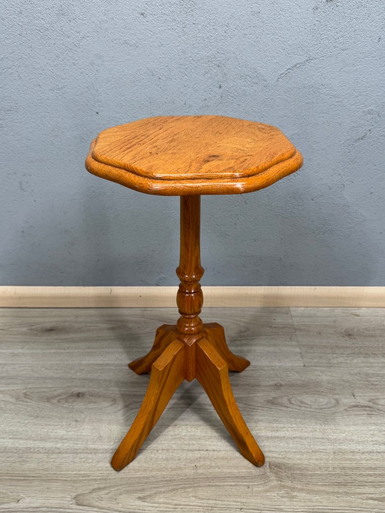 Side table - Wood - Side table with tripod #1.0