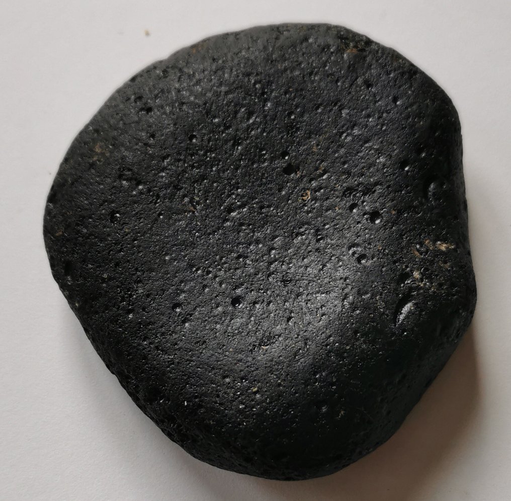 Indochinite tektite Tektite - Height: 90 mm - Width: 90 mm - 218 g - (1) #2.1