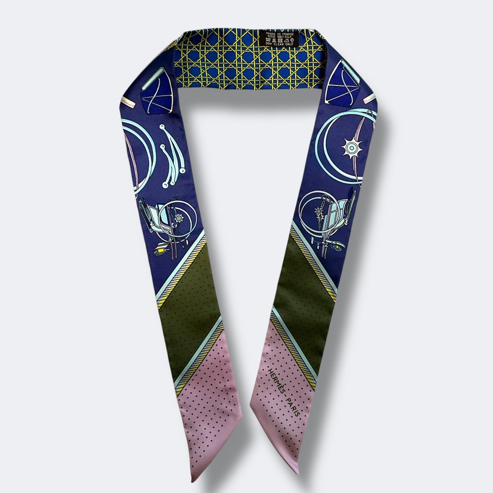Hermès - Les Voitures à Transformation - Scarf #2.1