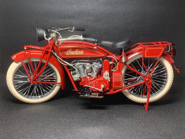 1:6 - 模型摩托车 - Indian Scout #1.0