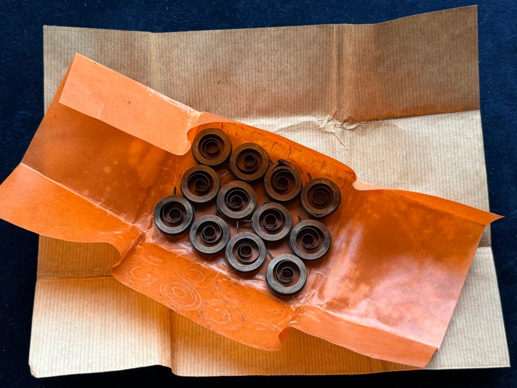 VAINQUEUR Sonnerie (12) - - Acél - 1850-1900 - 12 Ressorts JAPY 1014 #1.0