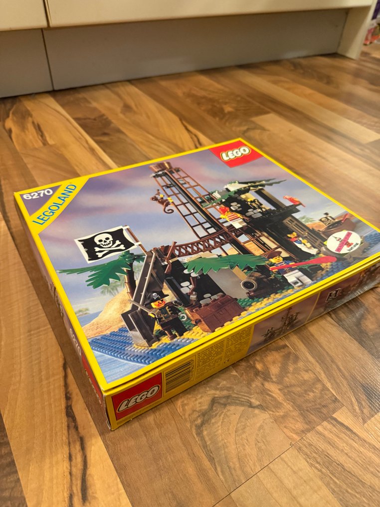LEGO Set - 6270 - Pirates - 6270 Pirate Lookout #1.0