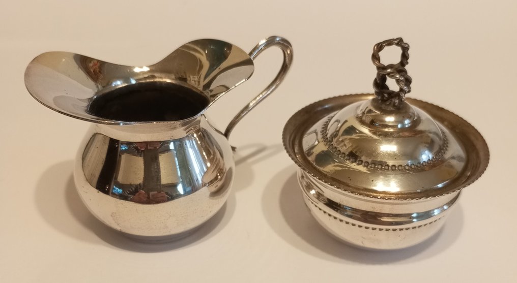 Jug (2) - .800 silver - Small pitcher and sugar bowl #1.0