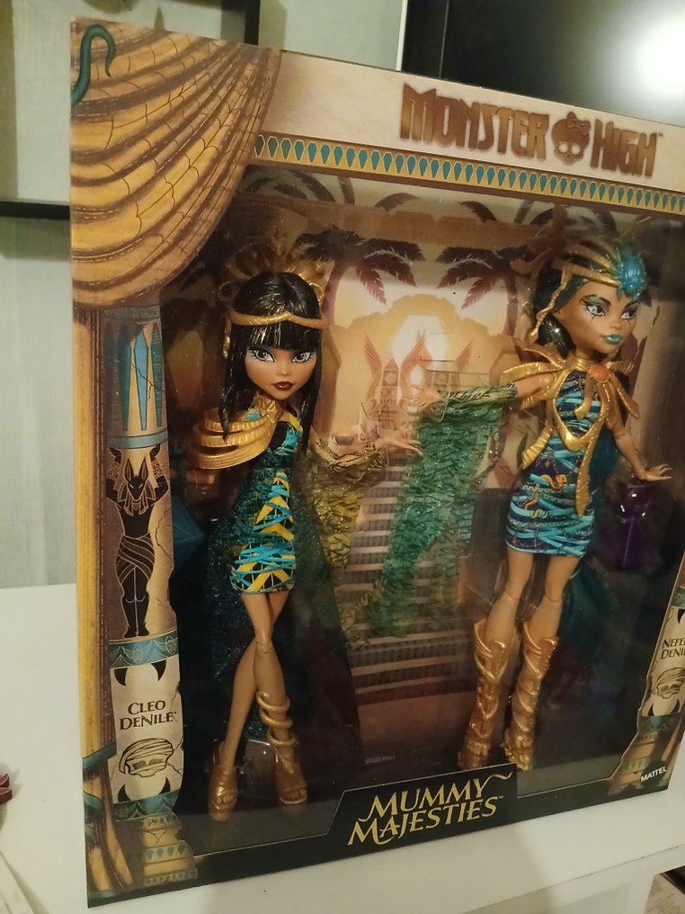 Mattel  - Bambola Barbie Monster High Mummy Majesties Cleo Denile & Nefera Denile - 2010-2020 - Stati Uniti #1.0