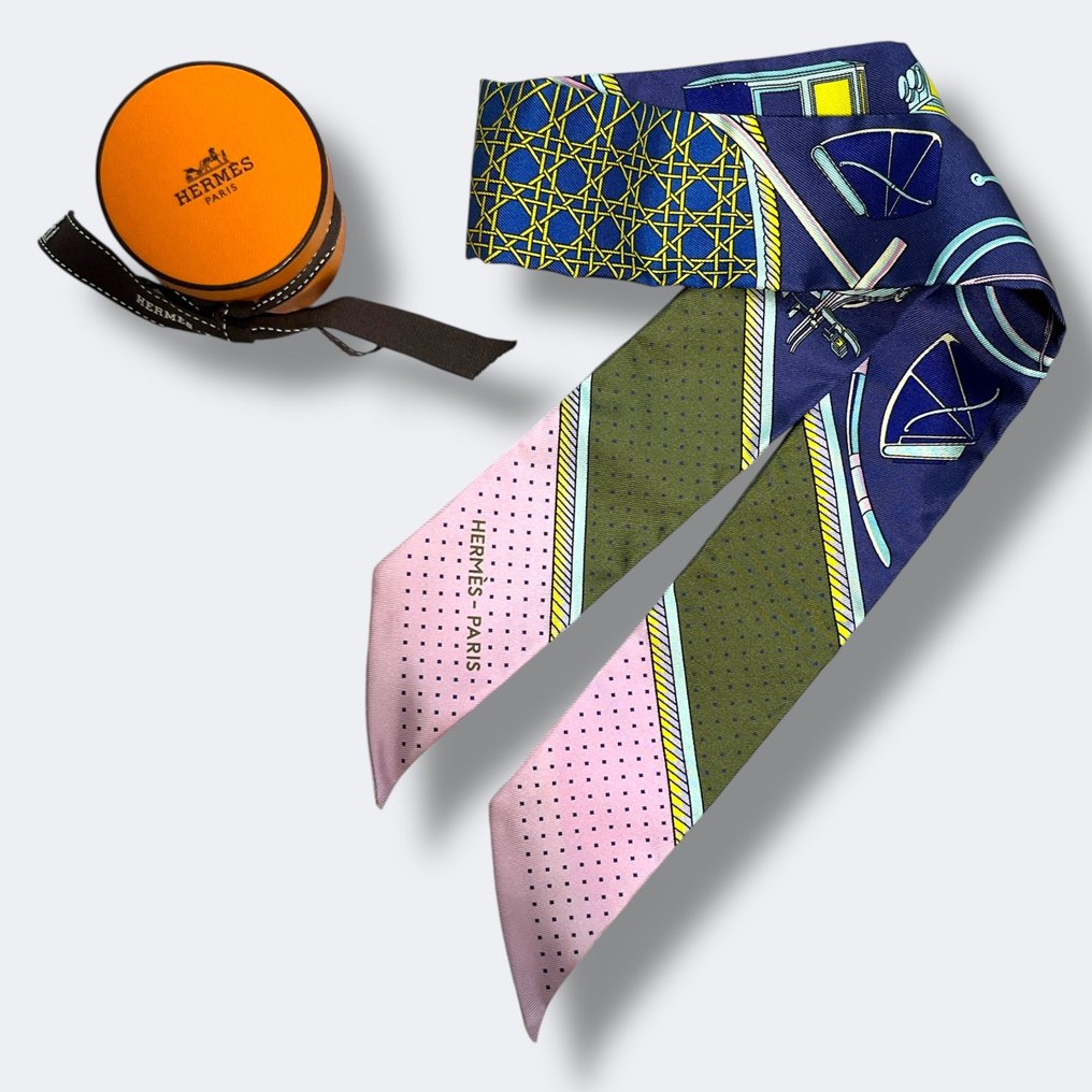 Hermès - Les Voitures à Transformation - Scarf #1.0