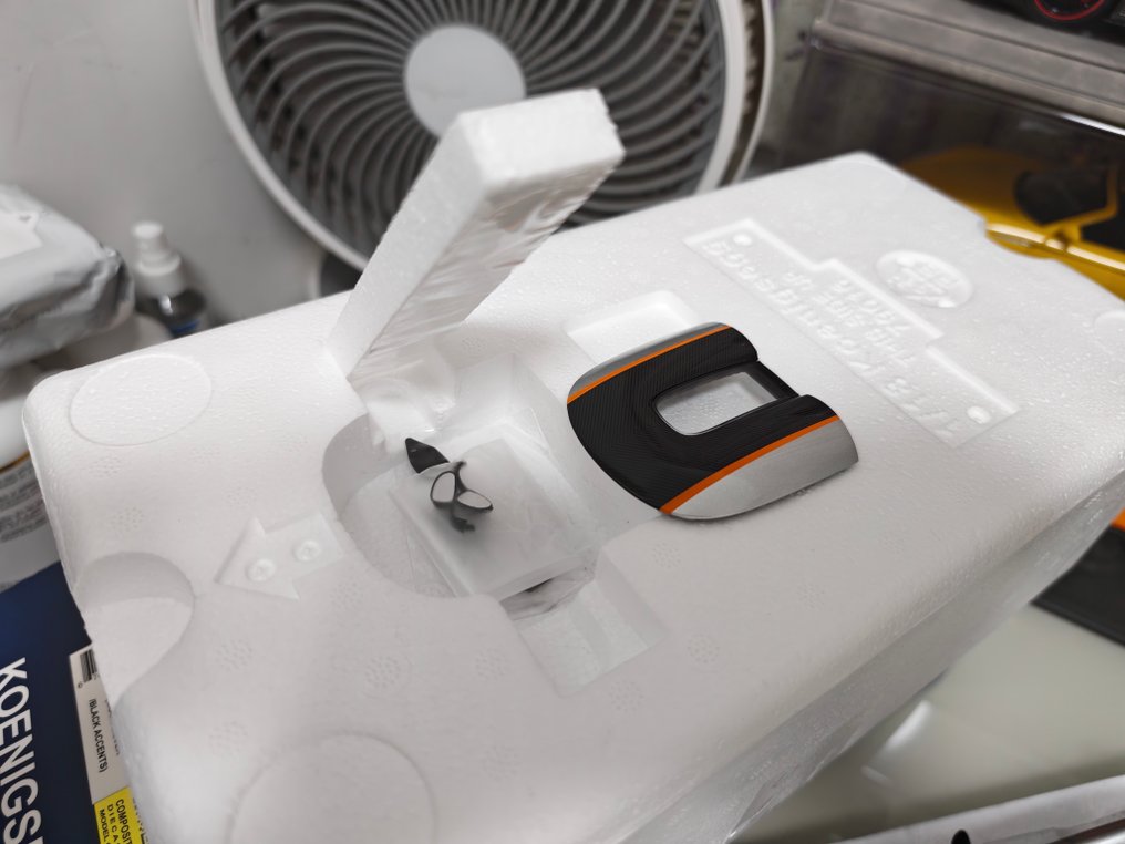 Autoart 1:18 - Modell autó - Koenigsegg agera RS #1.0