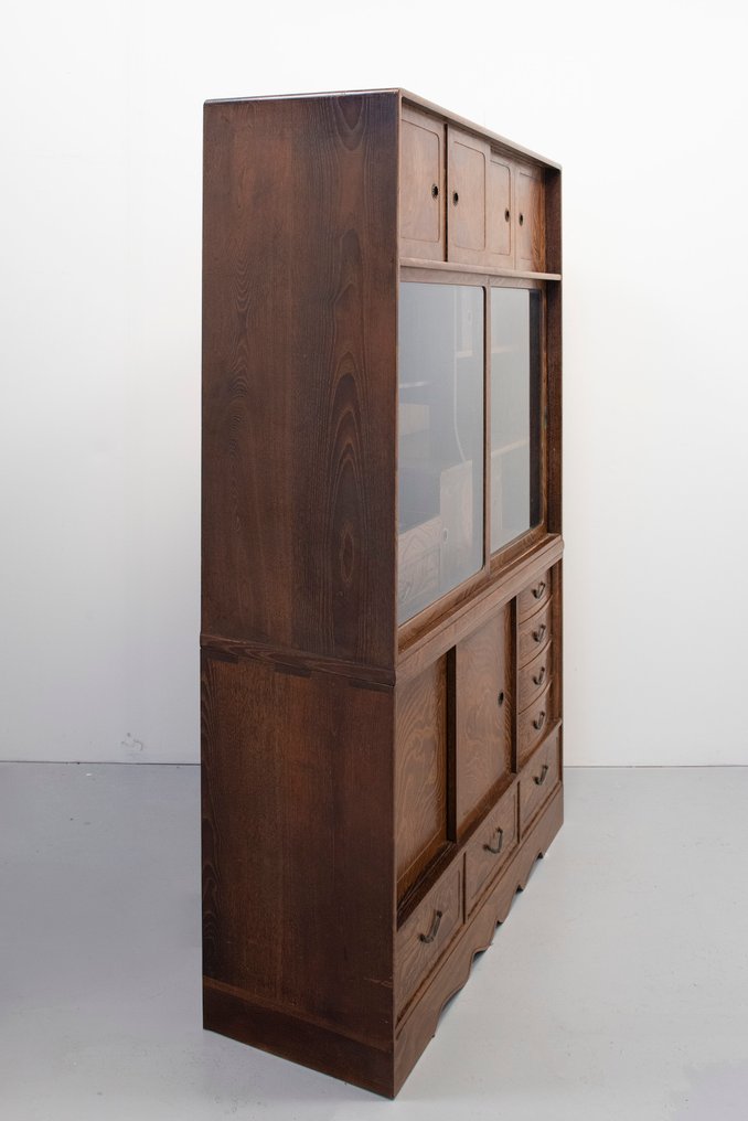 抽屉柜 - 木, 金属, 一个日本的木制玻璃展示柜 - 日本 #2.1