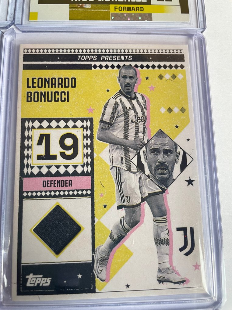 2024/25 Topps Topps Team Set Juventus 2024 Zlatan Ibrahimović, Gianluca Zambrotta, Leonardo Bonucci, Nicolò Savona, Pierre Kalulu, Nico González Autographed card, Patch card, Serialised card - 6 Card - Near Mint (NM) #2.1