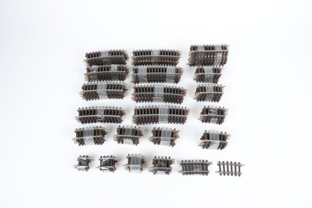 Märklin H0 - 2200-serie - 模型火車軌道 (121) - K-rails：全断面插片 #1.0