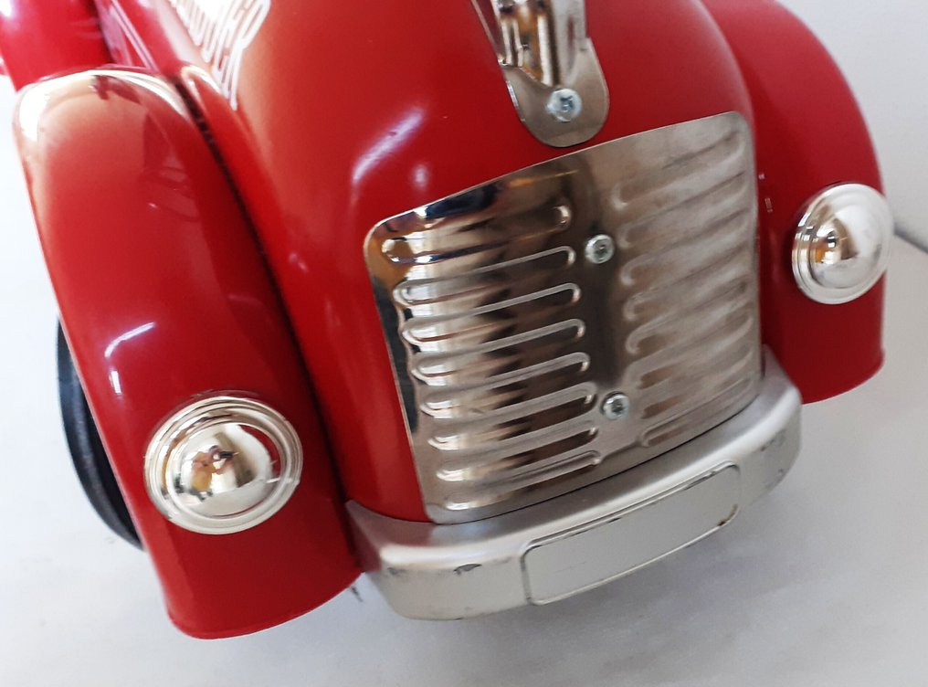 Retro Roller - Παιχνίδι Retro Roller-On Fire Engine: Fire Chief - No 891 Fire Truck #2.1