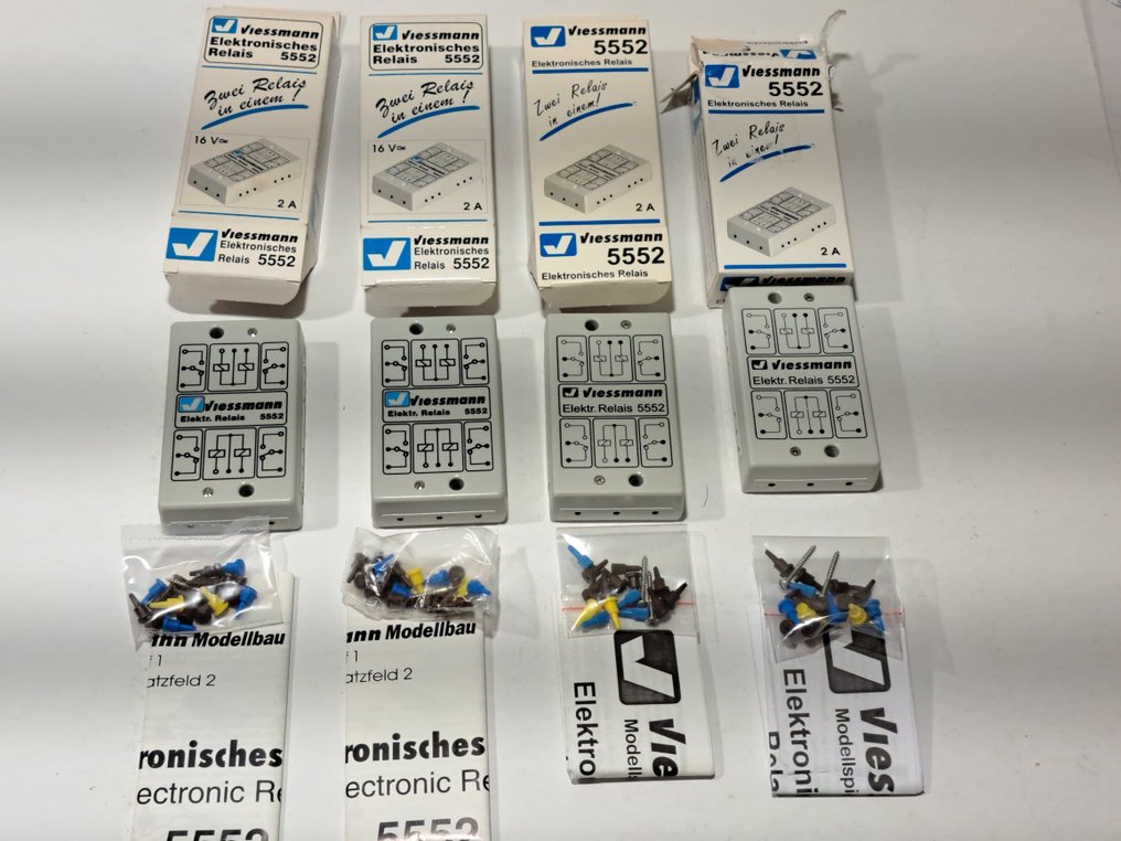 Viessmann H0 - 5552 - Elektronica (4) - 4 Dubbel relais 2A #1.0