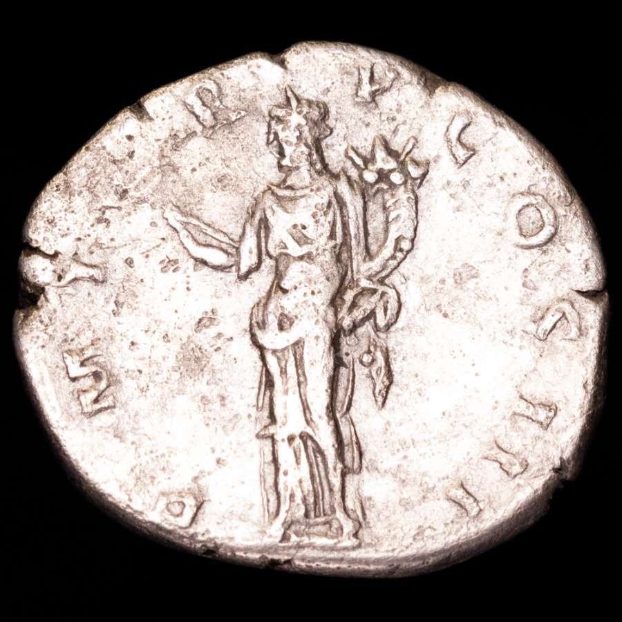 Impero romano. Adriano (117-138 d.C.). Denarius Rome, AD 120. P M TR P COS III, Felicitas standing to left, holding caduceus in right hand.  (Senza prezzo di riserva) #1.0