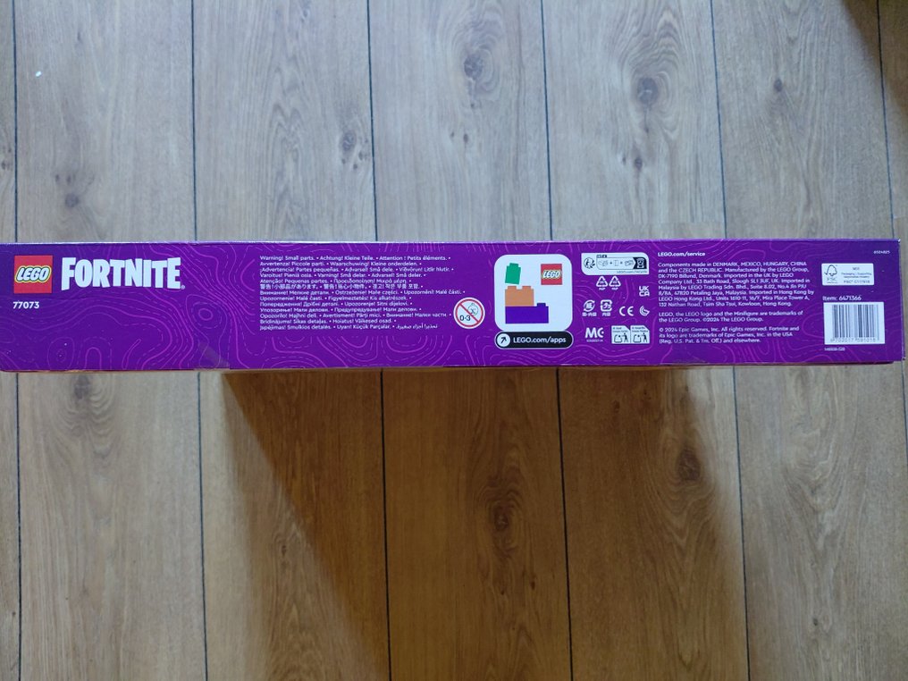 LEGO Set - 77073 - Fortnite - Battle Bus #3.2