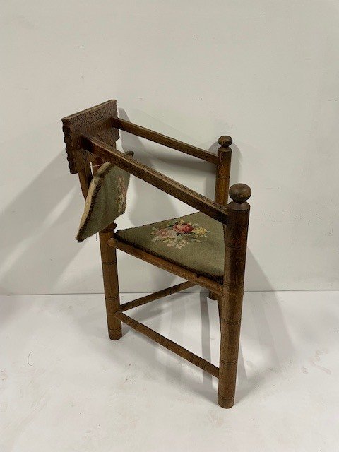 Chair - Wood - Vintage triangle chair #4.3