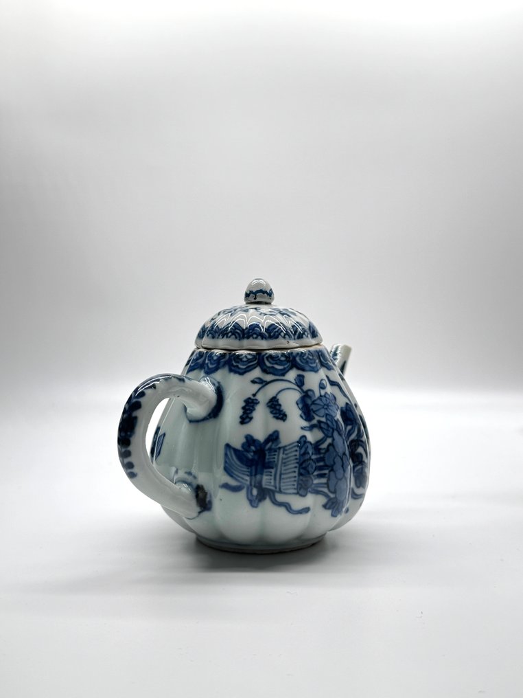 Kangxi - Teapot - Porcelain - NO RESERVE #3.2