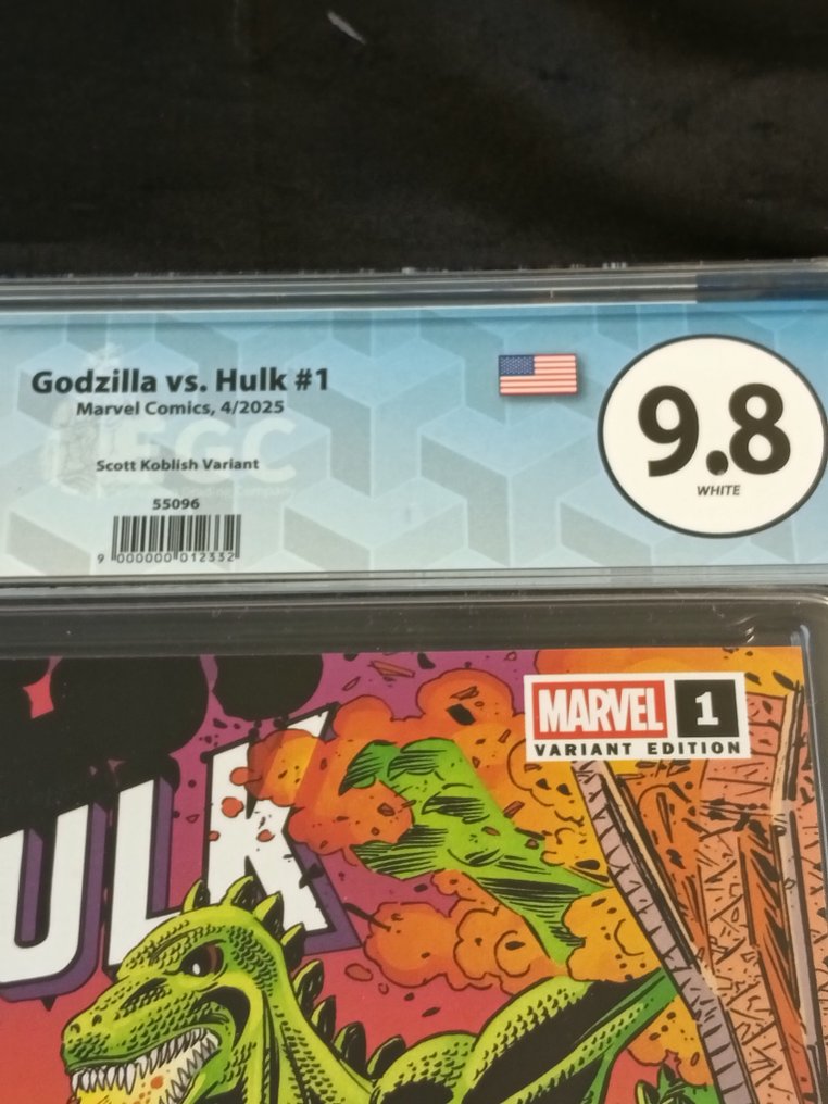 Godzilla vs. Hulk #1 - Scott Koblish Classic Variant - EGC 9.8 - 1 Graded comic - Erstausgabe - 2025 #1.0