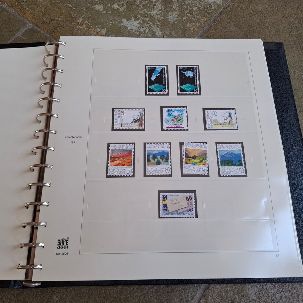 Liechtenstein 1970/1992 - Colección completa sin usar en caja fuerte de lujo, formulario, volumen. #1.0