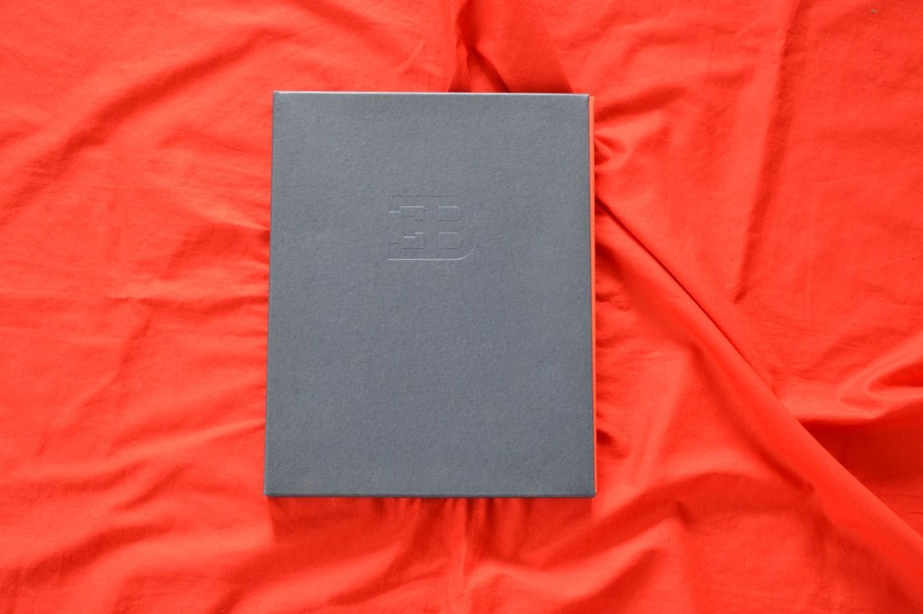 Brochure - Bugatti - BUGATTI Veyron brochure prospekt depliant catalogue #1.0