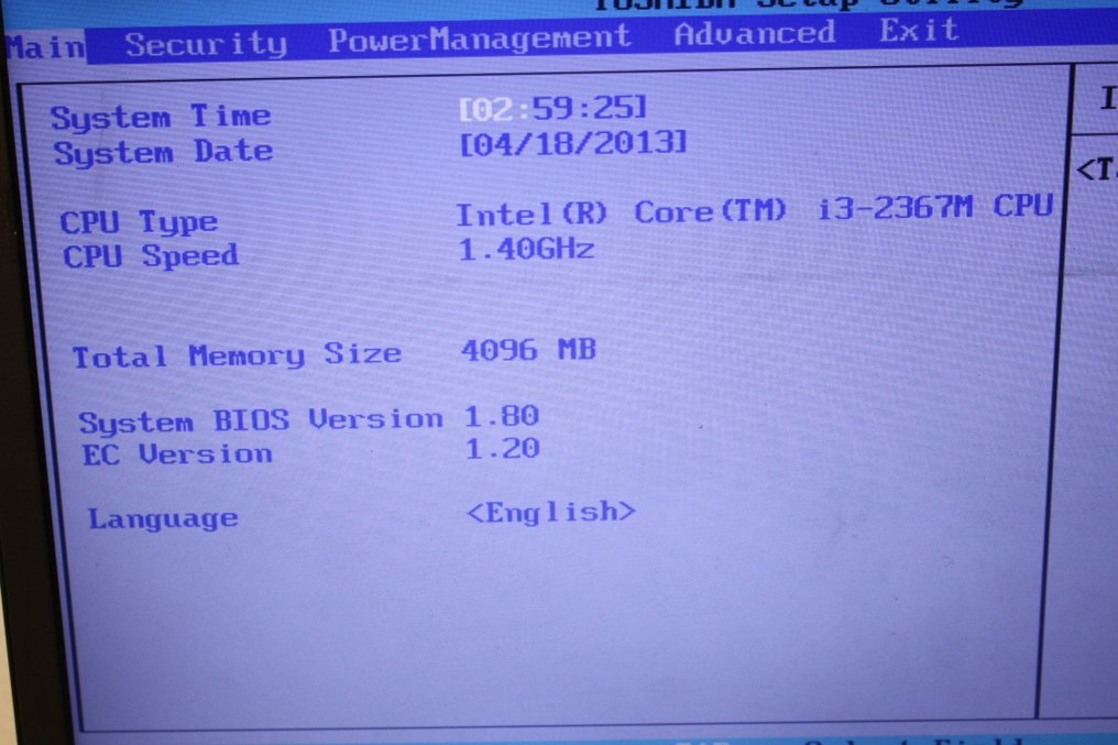 Lot of very sleek laptops: Toshiba & Asus - Core i3, i5, i7 CPUs - 4 & 8GB RAM - incomplete - tested and working - 膝上型電腦 #2.1