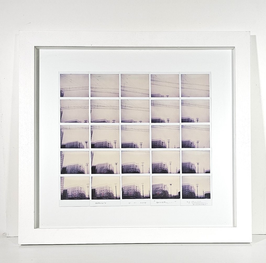 Maurizio Galimberti (1956–) - "Gotter..." Berlino 31.01.2009 #3.2