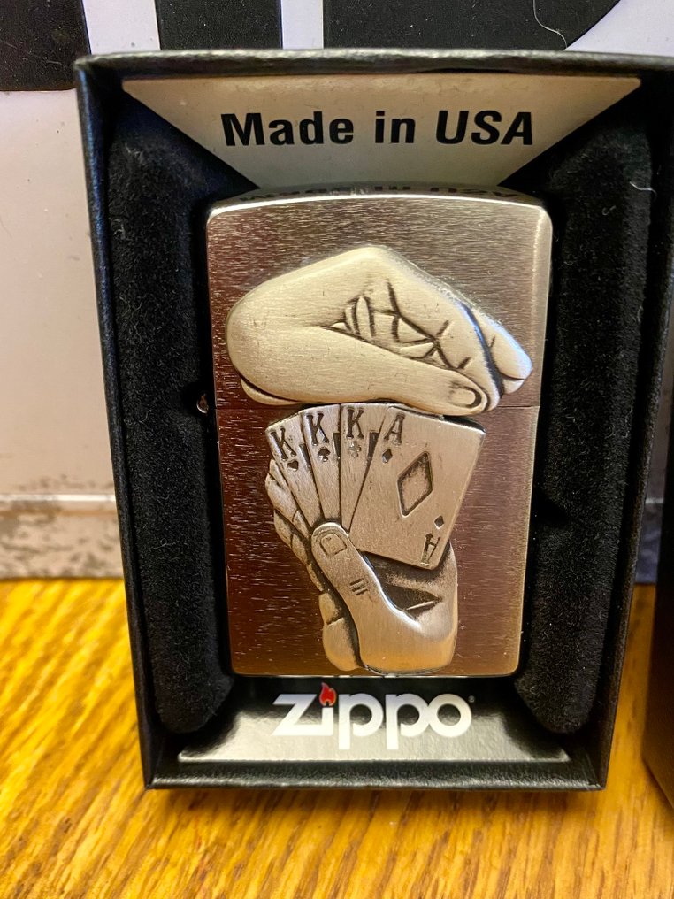 Zippo - JEU DE CARTES POKER - RELIEF - Sem preço de reserva - Isqueiro - Aço (aço inoxidável), Latão #4.3